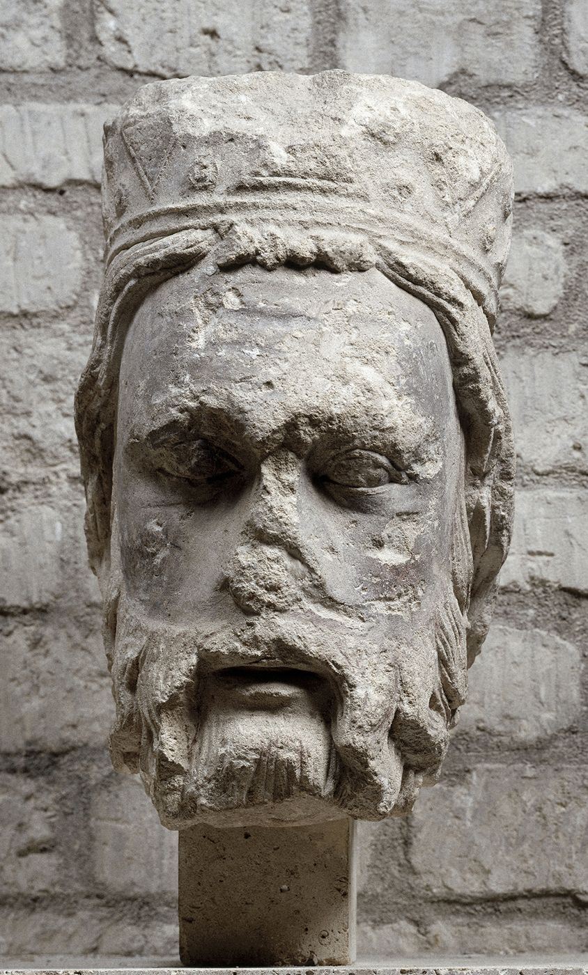 Tête de roi de Juda no 13